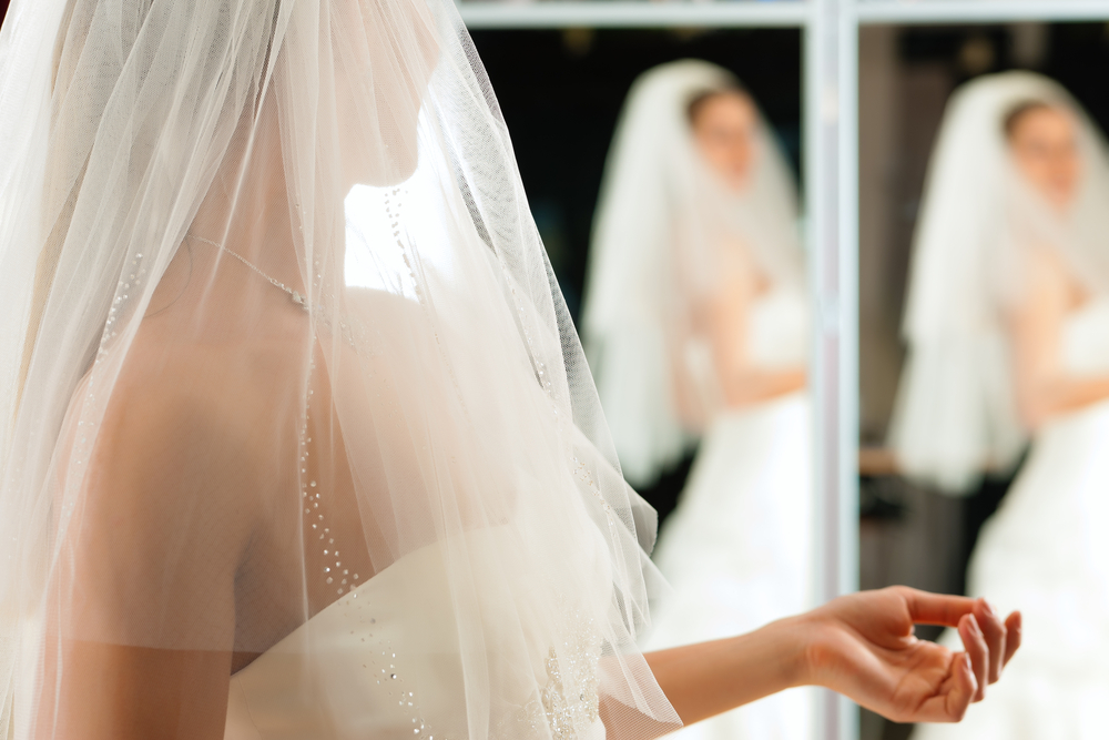 Top 7 UAE Wedding Trends in 2024 | Bride wedding veils